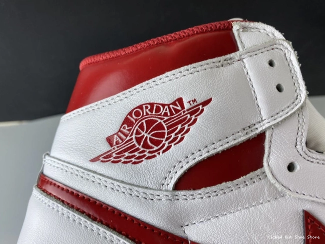 Kick Theory Retro 555088-103 Air (2017) 1 Red Metallic Jordan 0814
